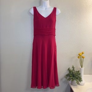 Ann Taylor Size 4  magenta pink sleeveless cocktail dress